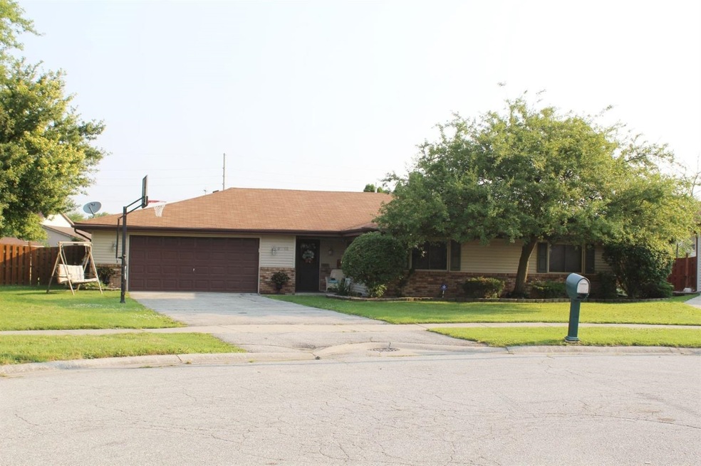 9712 Pierce St, Crown Point, IN 46307 - photo 1