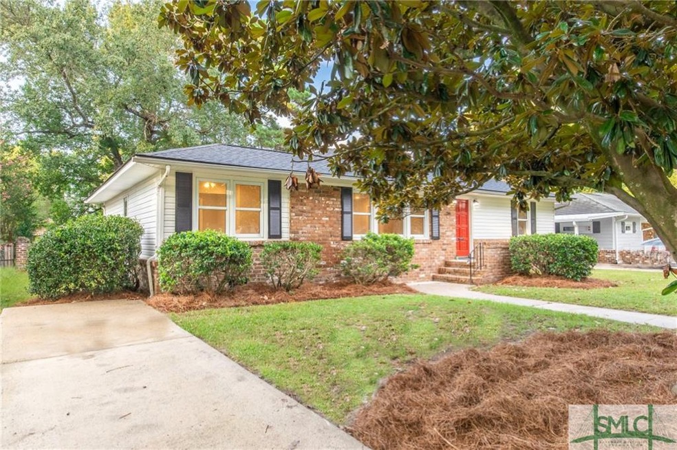 206 E 65th St, Savannah, GA 31405 - photo 1