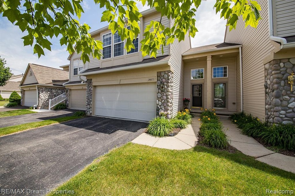 Kirkway_26677_Front_03.jpg