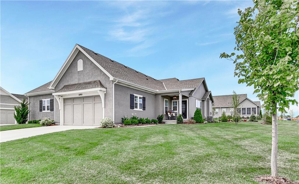 21921 W 82nd Terrace, Lenexa, KS 66220 - photo 1