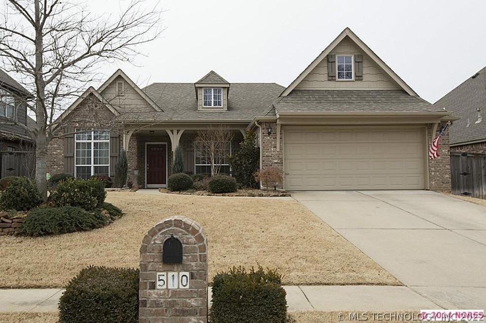 Welcome home to gorgeous curb appeal & incredible