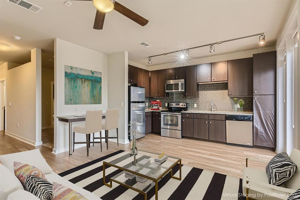 Amazing studio flex space with built in desk/dinin