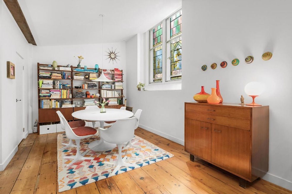 Sold $1,765,000 • Co-Listing Agent