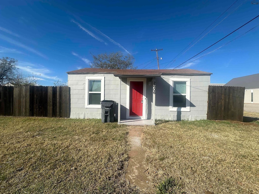 2606 Hayes St, Wichita Falls, TX 76309 - photo 1