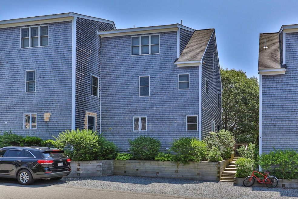 2-web-or-mls-24-captain-berties-way