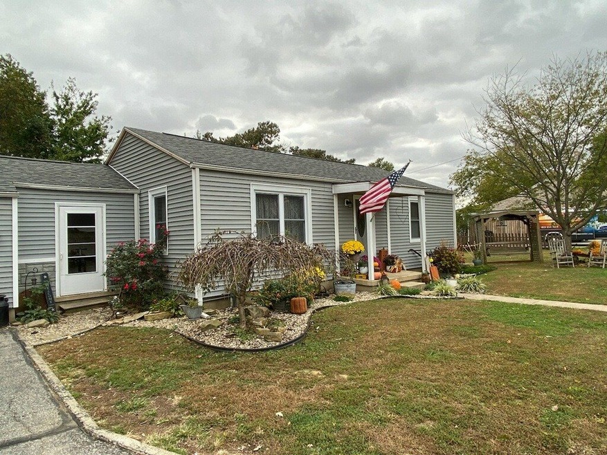 701 Brett Cabel Rd, Washington, IN 47501 - photo 1