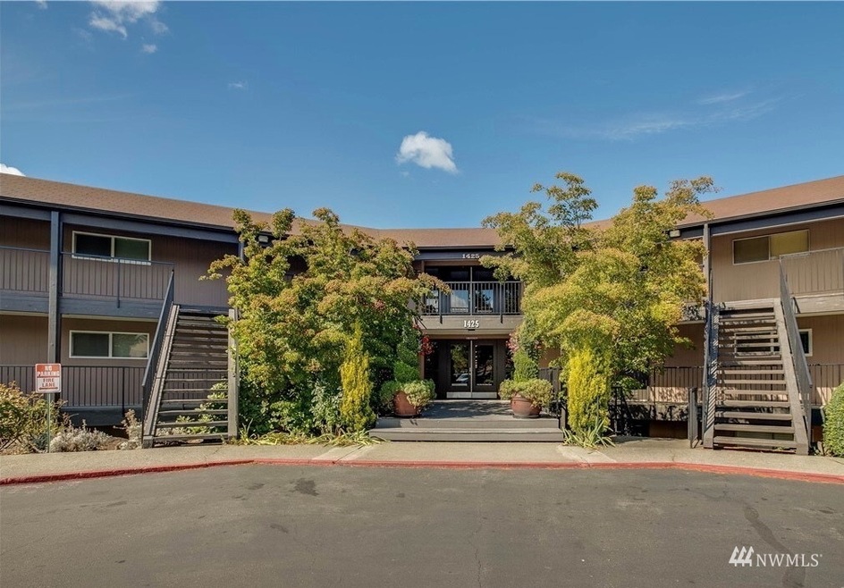 Sold $262,500 • Co-Listing Agent