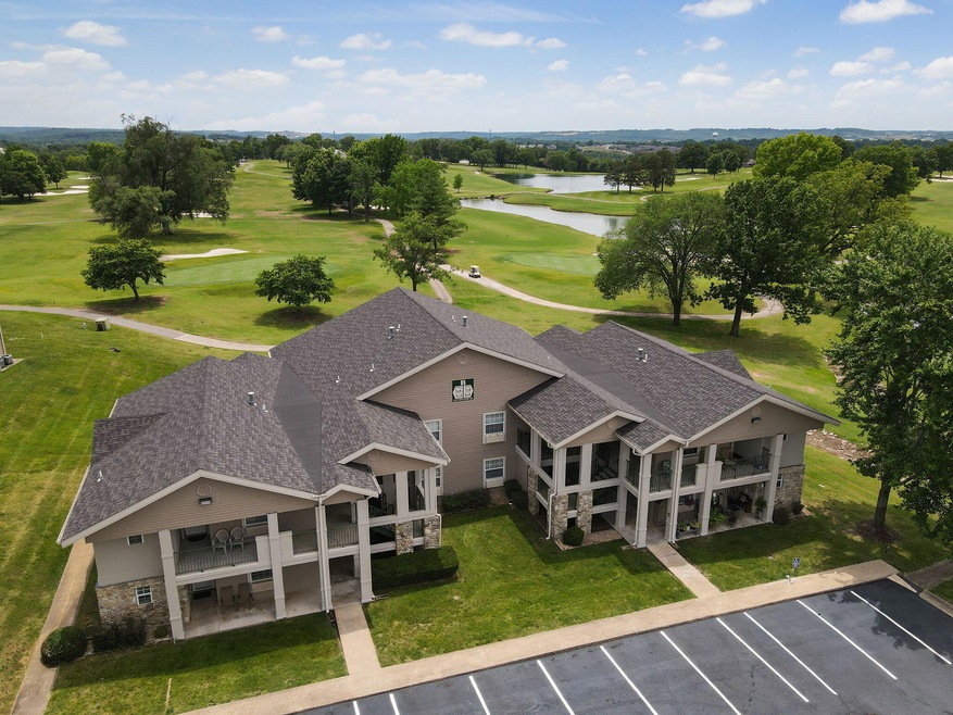 15-web-or-mls-120 W Rockford Dr B6-20
