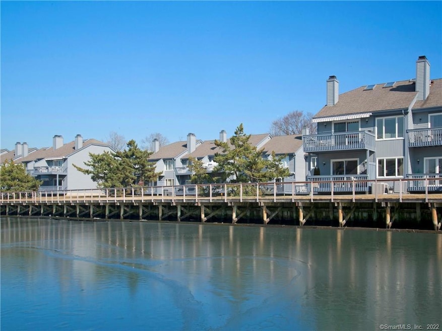 1 Island Dr unit 10, Norwalk, CT 06855 - photo 1