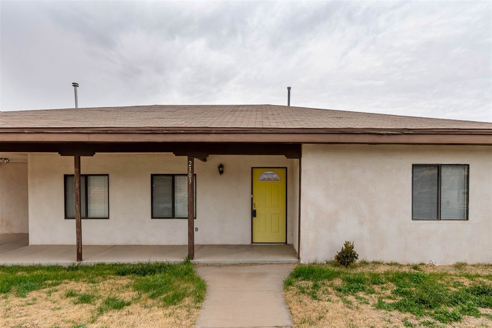 2303 Cornell Ave, Alamogordo, NM 88310 - photo 1