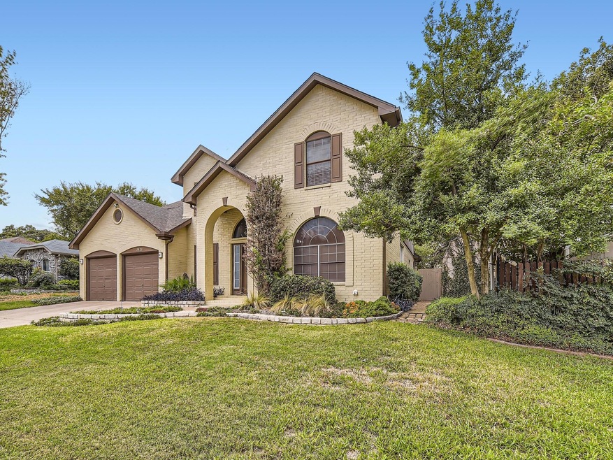 7921 Woodland Dr, North Richland Hills, TX 76182 - photo 1