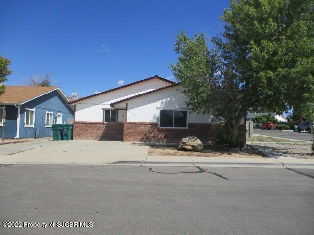 5560 Cypress St, Farmington, NM 87402 - photo 1