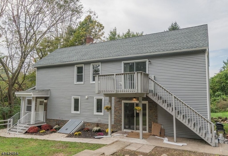 216 Hamburg Turnpike, Bloomingdale, NJ 07403 - photo 1