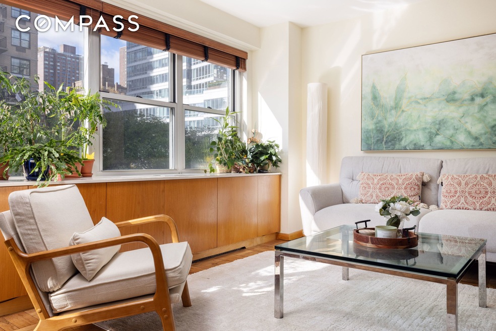 Sold $1,775,000 • Co-Listing Agent