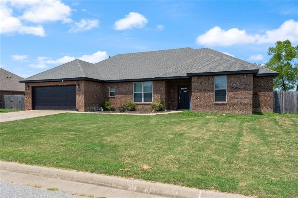 1000 White Oak St, Elkins, AR 72727 - photo 1