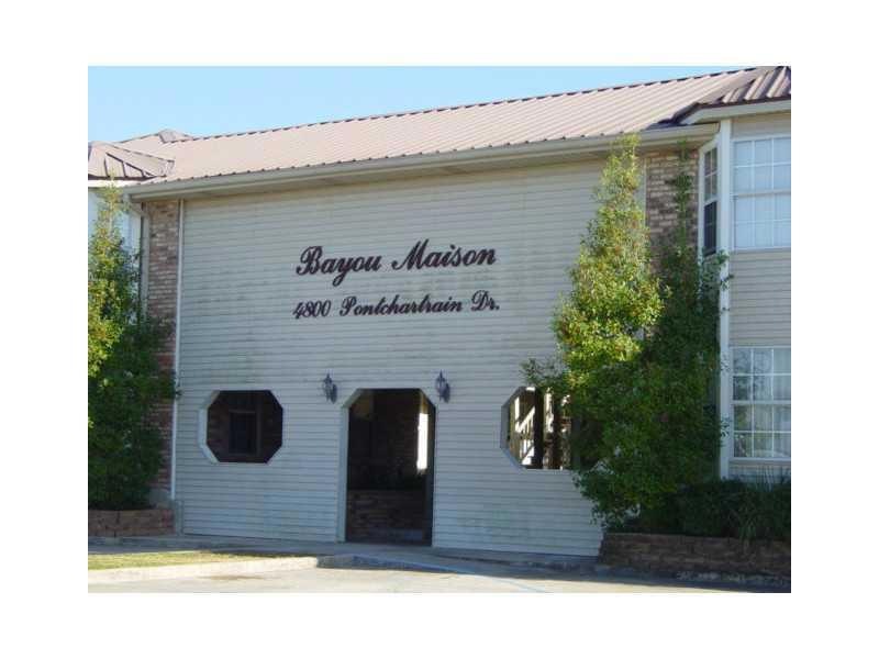 Photo. Entrance into Bayou Maison
