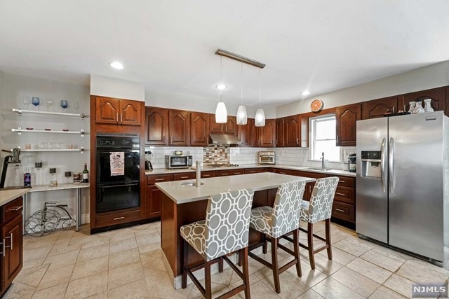 160 Washington St unit 1, Bloomfield, NJ 07003 - photo 1