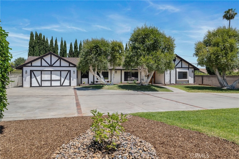 Sold $1,855,000 • Co-Listing Agent