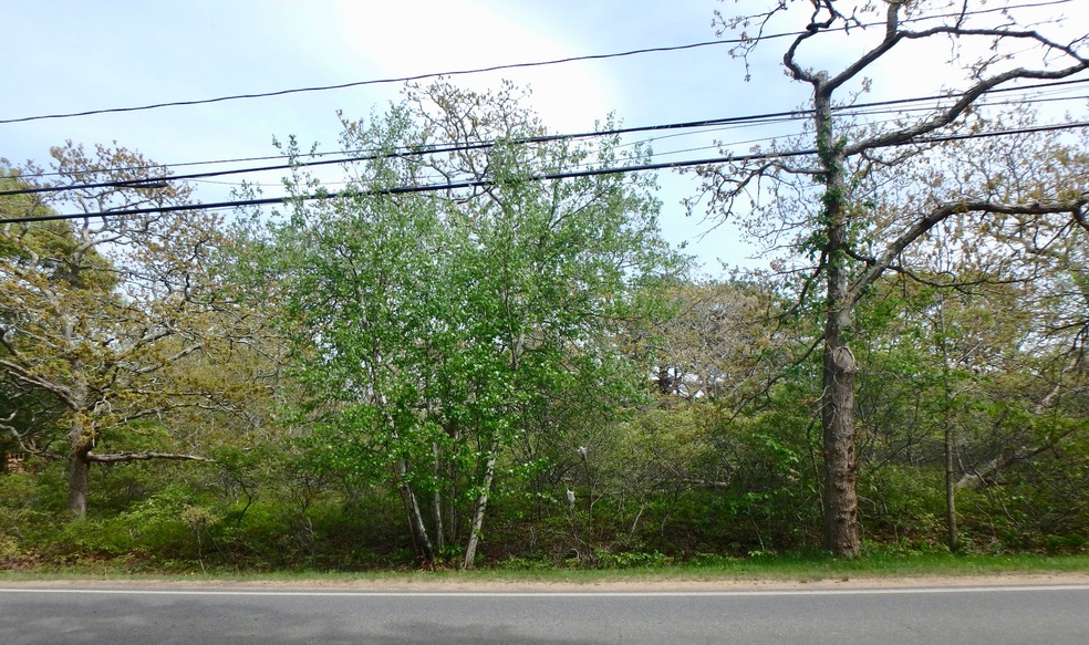 134 Old County Rd, West Tisbury, MA 02575 - photo 1