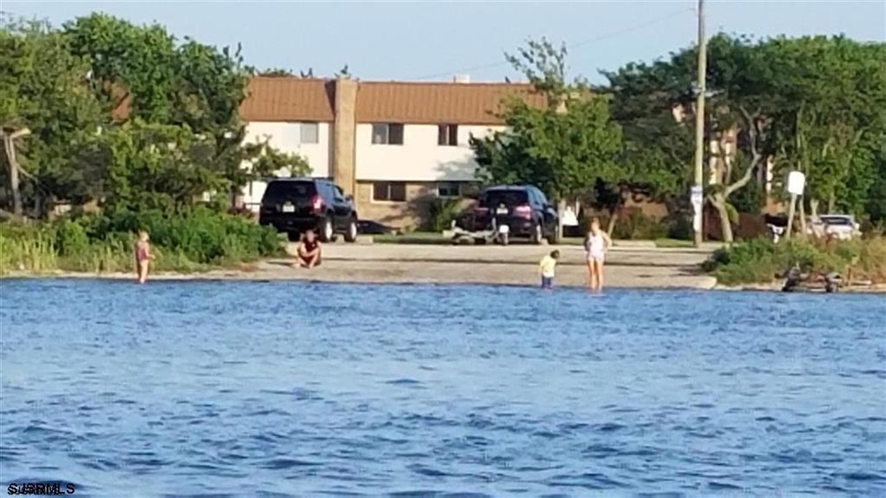 Sold $381,000 • Co-Listing Agent