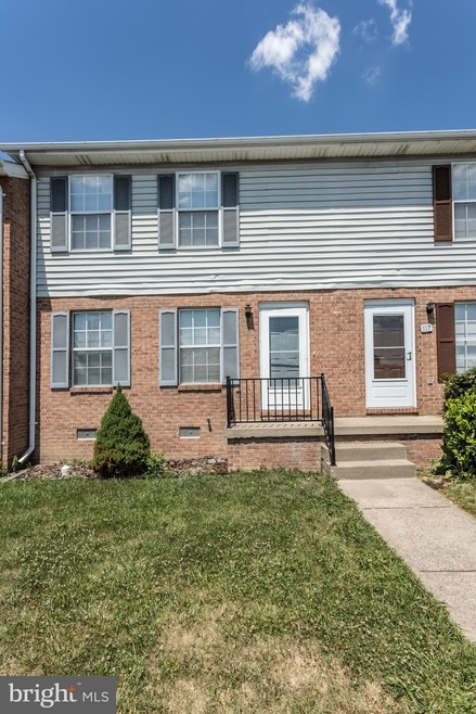 115 Nottoway Dr, Stephens City, VA 22655 - photo 1