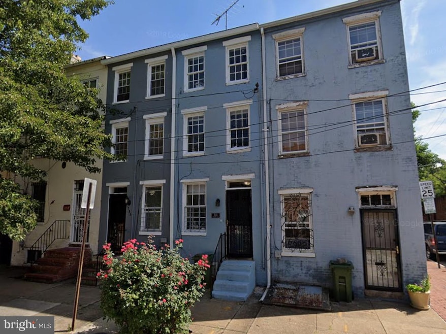 703 Tessier St, Baltimore, MD 21201 - photo 1