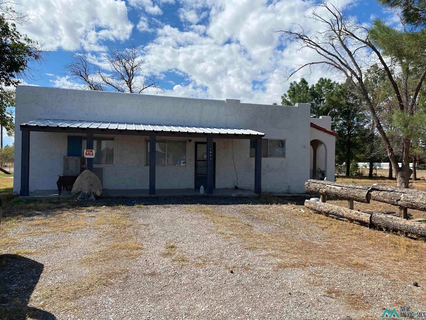 1601 N Canal St, Carlsbad, NM 88220 - photo 1
