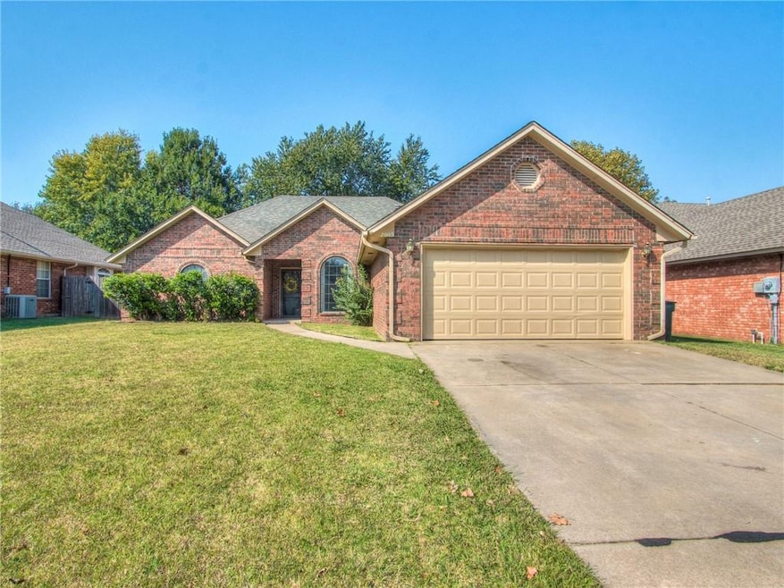 2005 Timberview Dr, Edmond, OK 73013