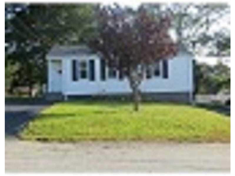 135 Hambly Rd, Tiverton, RI 02878 - photo 1