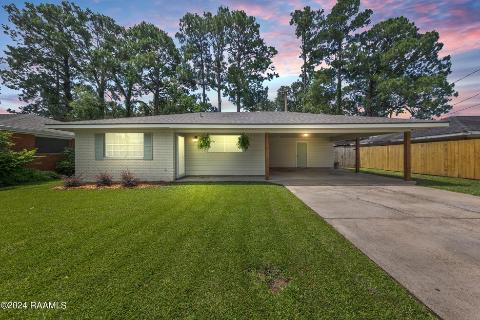 102 Notre Dame Dr, Lafayette, LA 70506 - photo 1