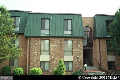 1030 Brinker Dr unit 301, Hagerstown, MD 21740 - photo 1