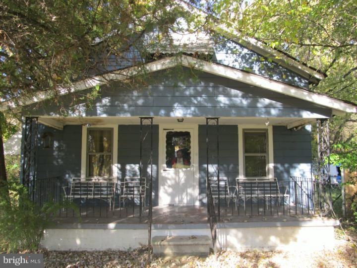 7 Arbutus Ave, New Castle, DE 19720 - photo 1