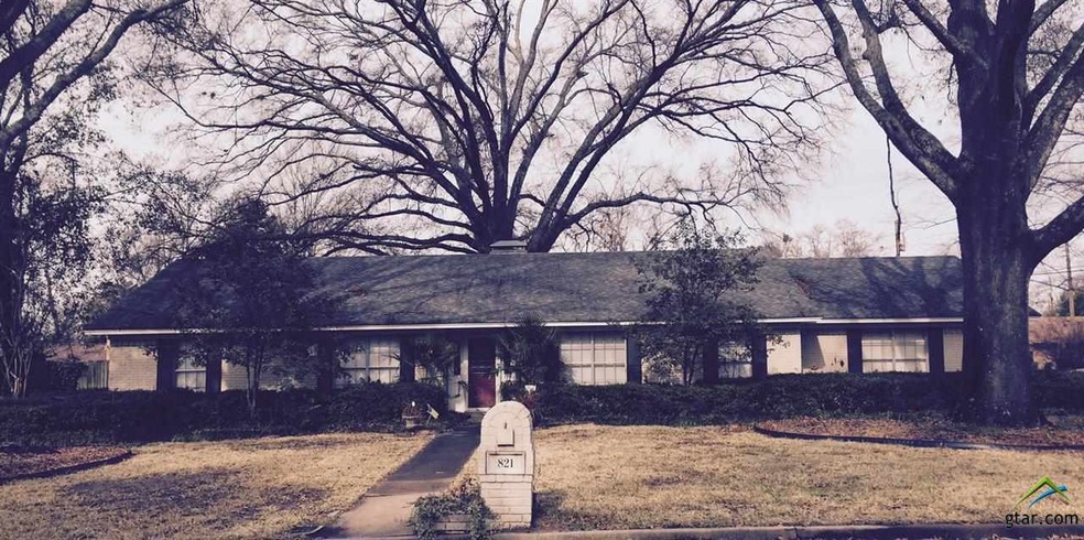 821 Barclay Dr, Tyler, TX 75703 - photo 1