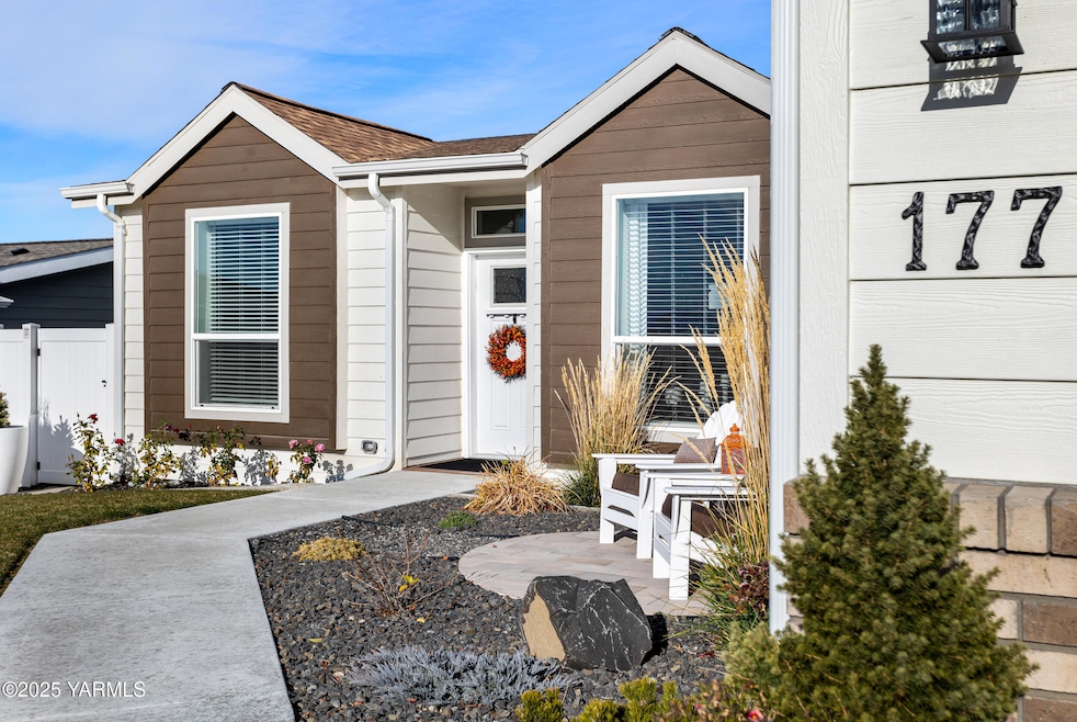 200 Bridle Way unit 177, Yakima, WA 98901 - photo 1