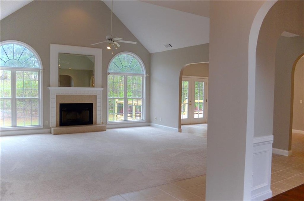 201 Clover Mill Dr, Jefferson, GA 30549 - photo 1