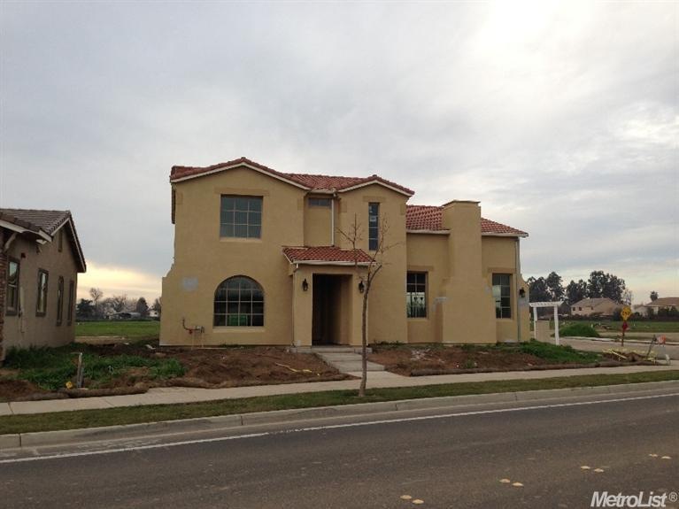 2812 Greger St, Oakdale, CA 95361 - photo 1