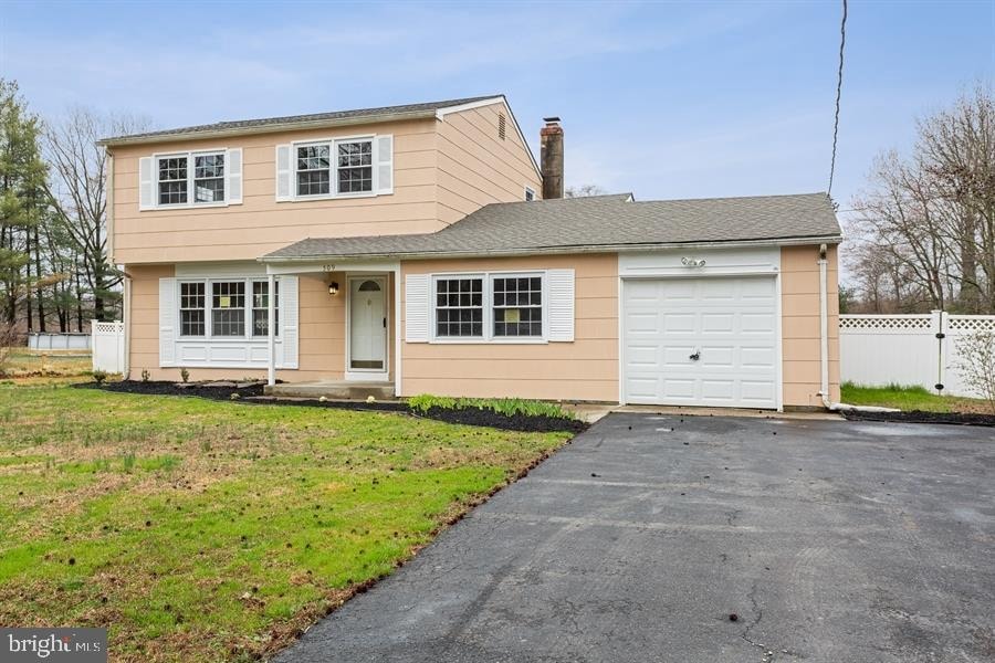 509 New Rd, Southampton, NJ 08088 - photo 1