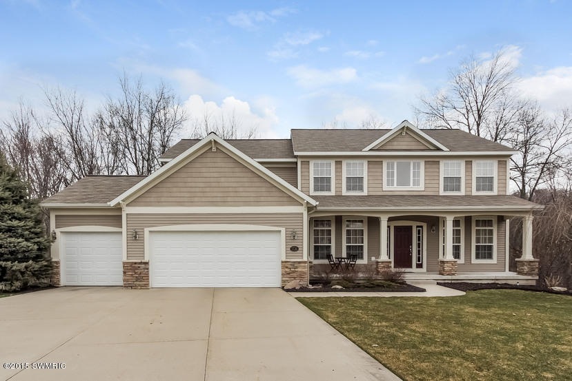 001-Front_View-1549859-mls