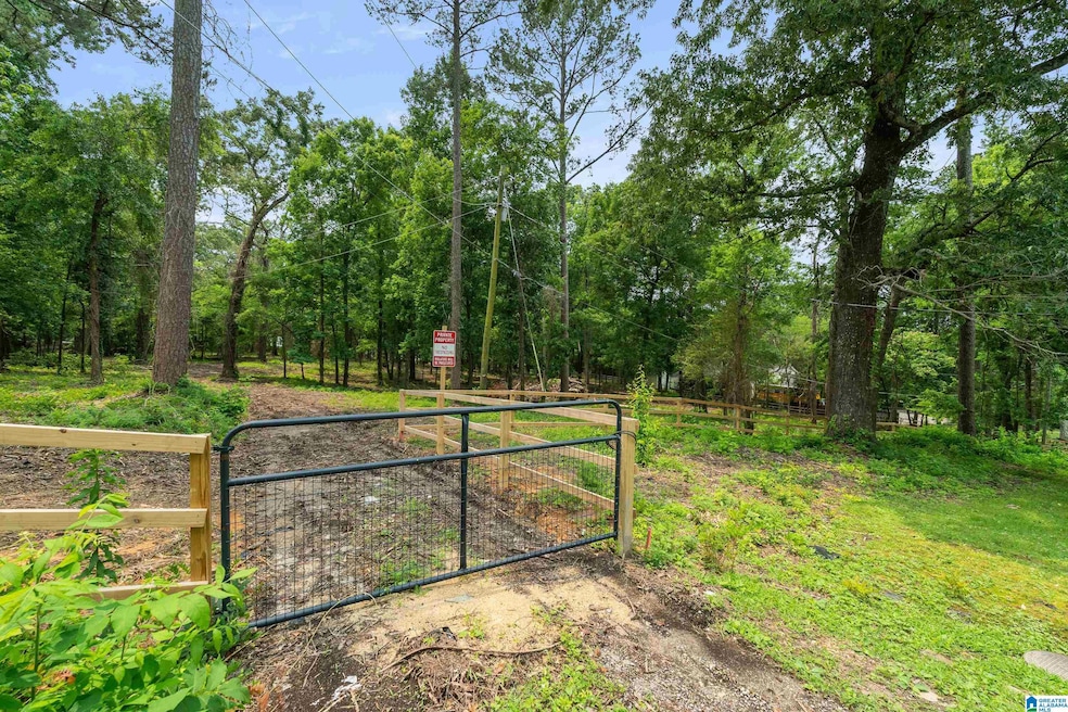 Under Contract $389,000