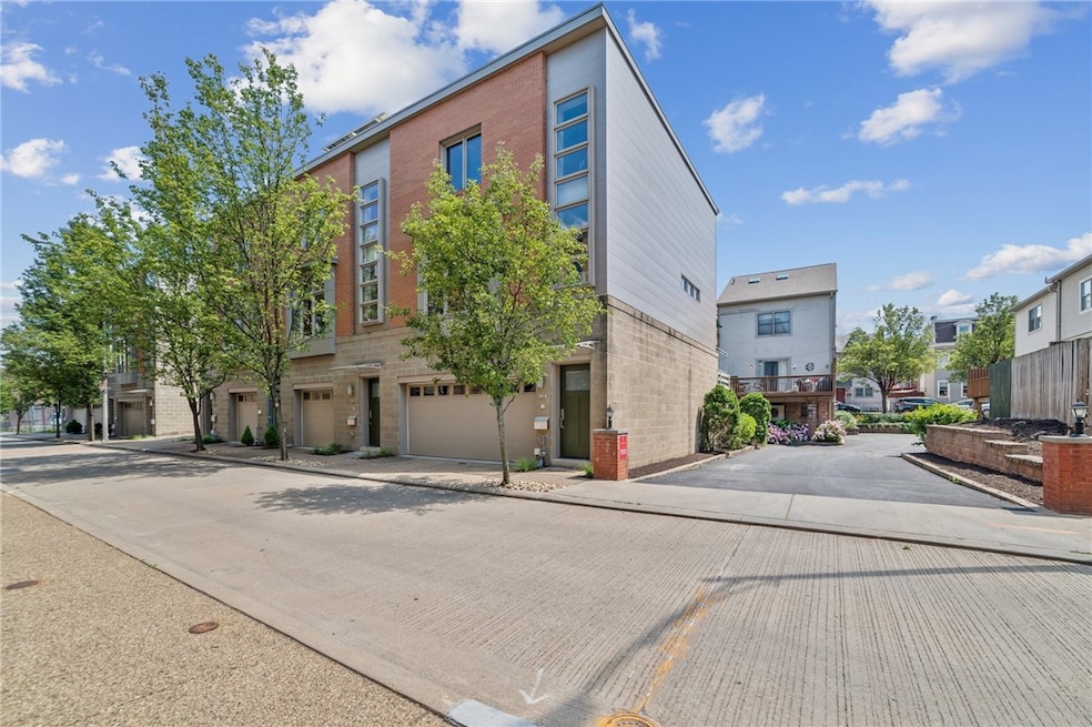 1816 Merriman Way, Pittsburgh, PA 15203 - photo 1