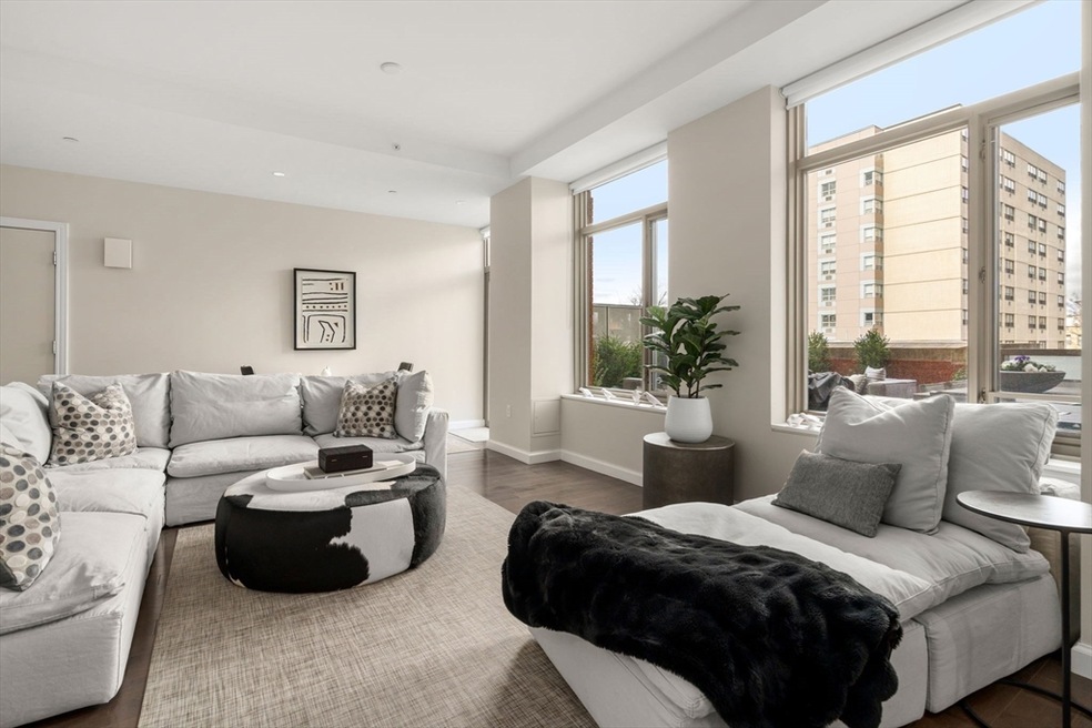 43 Westland Ave unit 512, Boston, MA 02115 - photo 1