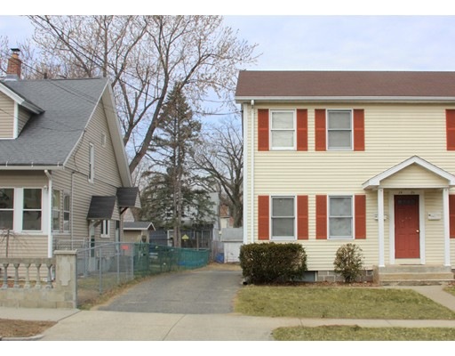24 Sterling St unit 1, Springfield, MA 01107 - photo 1