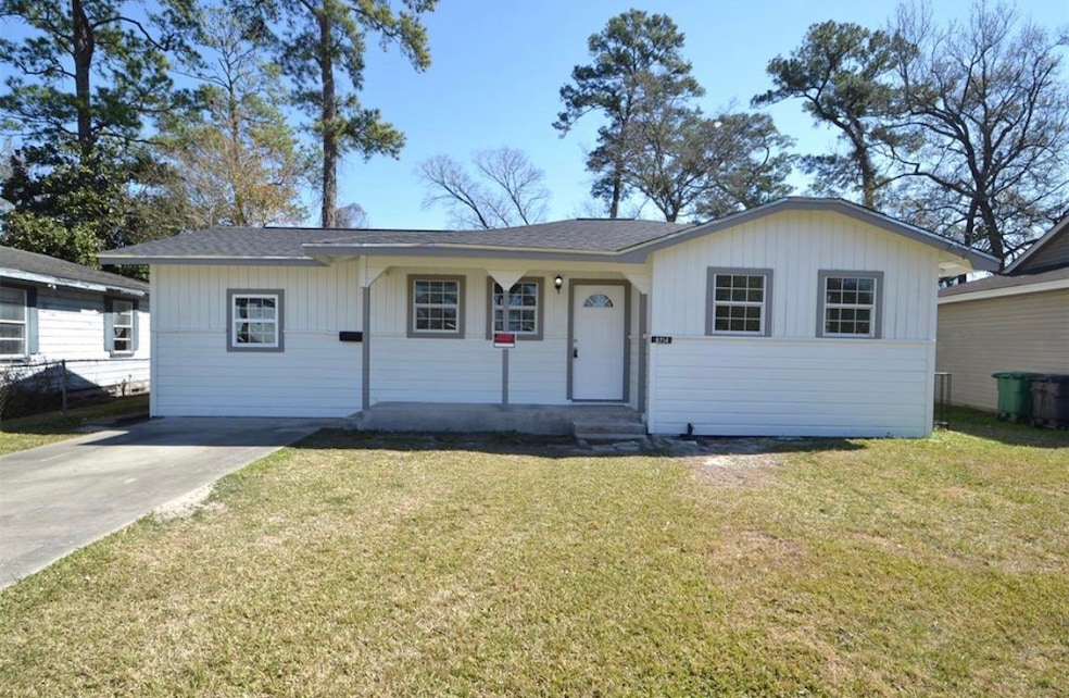 8714 Spaulding St, Houston, TX 77016 - photo 1
