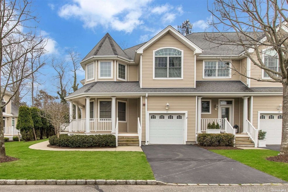 24 Emilys Way Unit 24, Setauket East Setauket, NY 11733