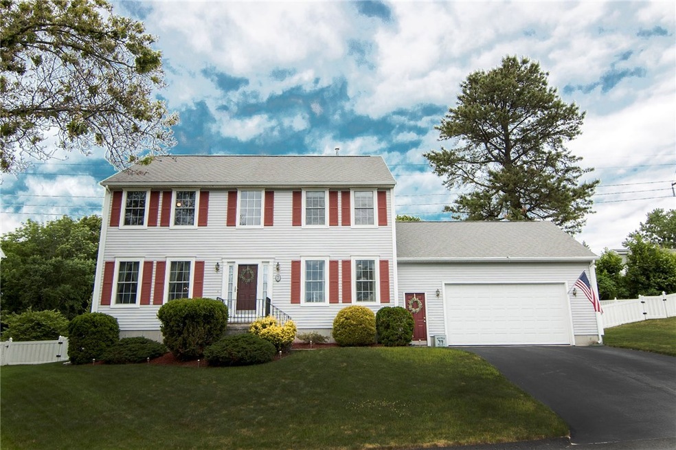 Welcome home to 7 Stream View Drive!