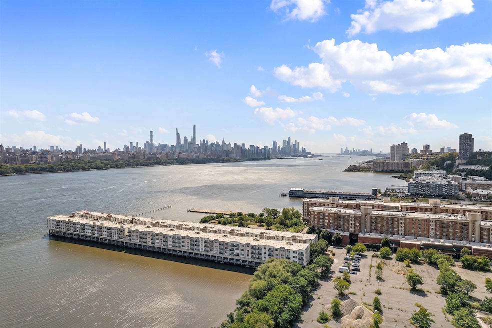 252 The Promenade, Edgewater, NJ 07020 - photo 1