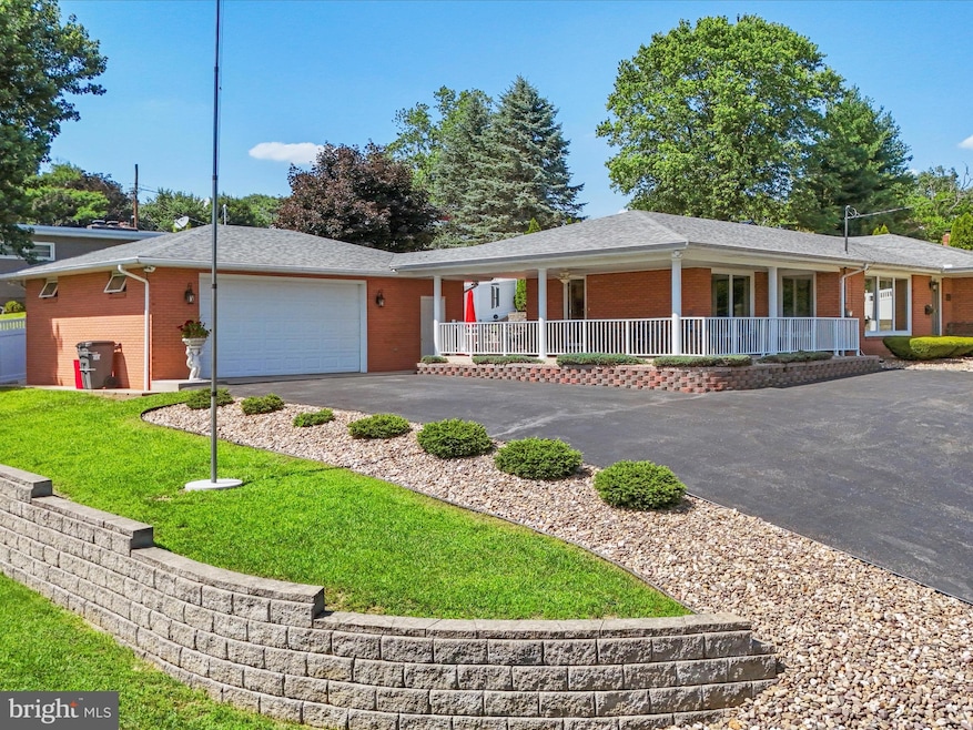 For Sale $289,900