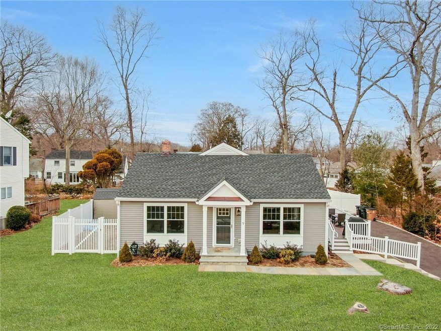 9 Ayres Dr, Stamford, CT 06905 - photo 1
