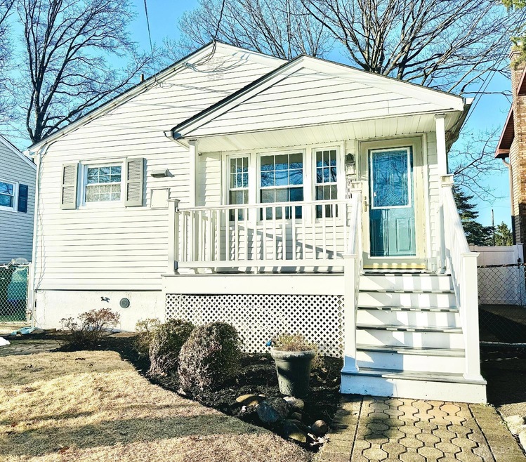 211 E Louis Place, Iselin, NJ 08830 - photo 1