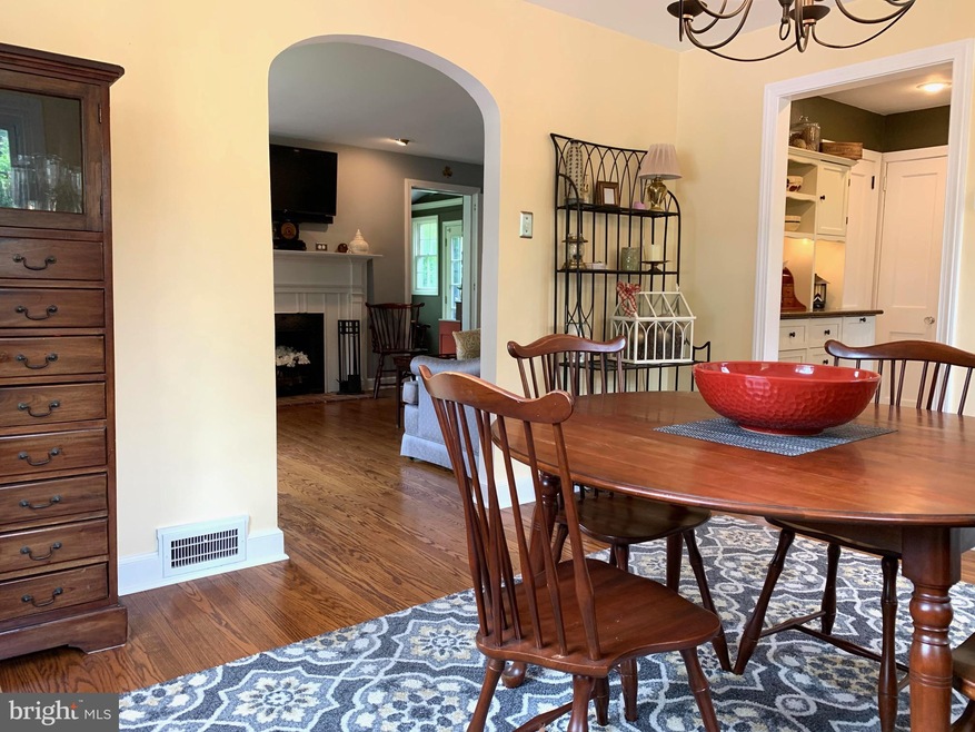 431 Laverock Rd, Glenside, PA 19038 - photo 1